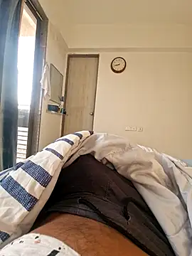 Snapshot of vivanpraj999 chatting on November 17, 2:39 am vivanpraj999 online show from November 17, 2:39 am