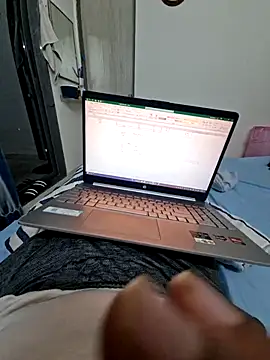 Snapshot of vivanpraj999 chatting on November 17, 3:29 pm vivanpraj999 online show from November 17, 3:29 pm