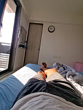 vivanpraj999 online show from November 18, 3:45 am