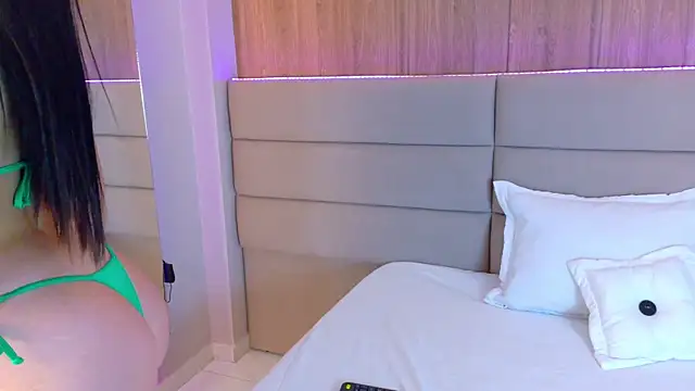 Snapshot of AnabelleRay chatting on September 10, 7:58 pm AnabelleRay online show from September 10, 7:58 pm