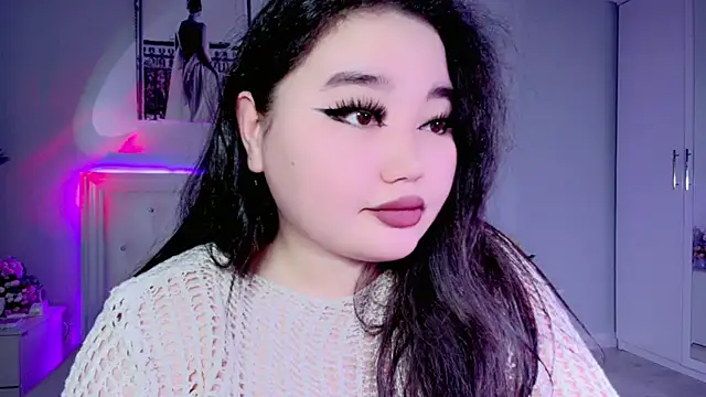 Snapshot of amina_moonlightt chatting on December 16, 7:48 am amina moonlightt online show from December 16, 7:48 am