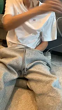 Snapshot of kimkim123123 chatting on October 25, 4:20 am kimkim123123 online show from October 25, 4:20 am