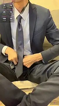 Snapshot of kimkim123123 chatting on December 4, 10:24 am kimkim123123 online show from December 4, 10:24 am