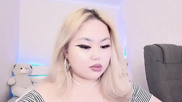 Snapshot of amelia_sunlight chatting on December 26, 11:13 pm amelia sunlight online show from December 26, 11:13 pm