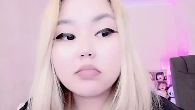 Snapshot of amelia_sunlight chatting on February 6, 7:35 am amelia sunlight online show from February 6, 7:35 am