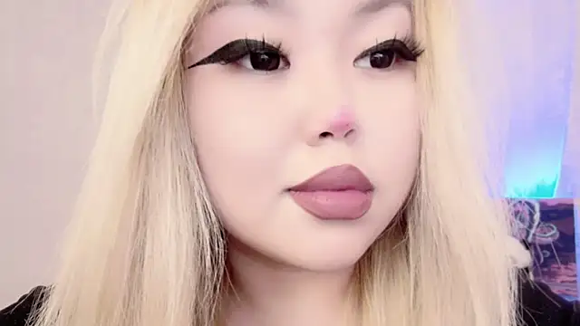 Snapshot of amelia_sunlight chatting on March 3, 12:26 am amelia sunlight online show from March 3, 12:26 am