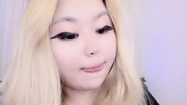 Snapshot of amelia_sunlight chatting on March 11, 3:48 am amelia sunlight online show from March 11, 3:48 am