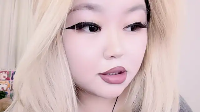 Snapshot of amelia_sunlight chatting on March 14, 1:27 am amelia sunlight online show from March 14, 1:27 am