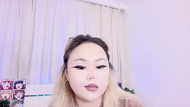 Snapshot of amelia_sunlight chatting on March 19, 11:25 pm amelia sunlight online show from March 19, 11:25 pm