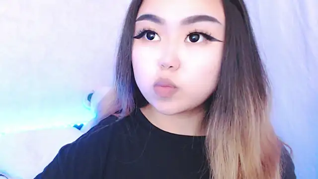 Snapshot of amelia_sunlight chatting on July 15, 3:39 pm amelia sunlight online show from July 15, 3:39 pm