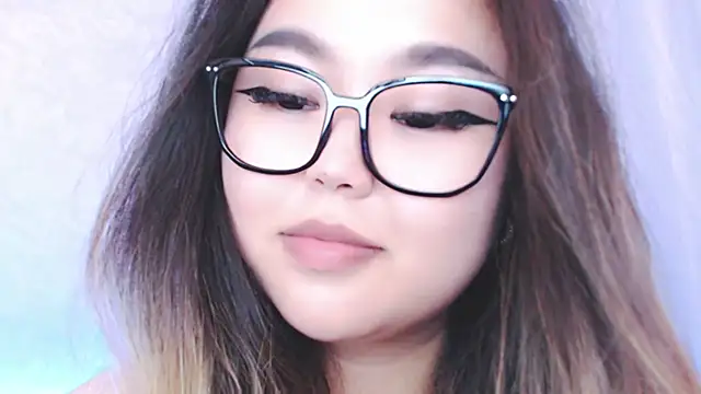 Snapshot of amelia_sunlight chatting on July 18, 9:18 pm amelia sunlight online show from July 18, 9:18 pm