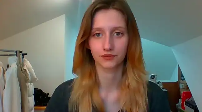 Snapshot of LUNA_delight chatting on January 2, 7:55 am LUNA delight online show from January 2, 7:55 am