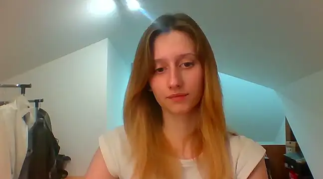 Snapshot of LUNA_delight chatting on January 15, 5:37 pm LUNA delight online show from January 15, 5:37 pm