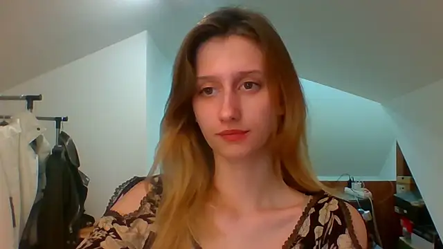 Snapshot of LUNA_delight chatting on January 24, 5:53 pm LUNA delight online show from January 24, 5:53 pm