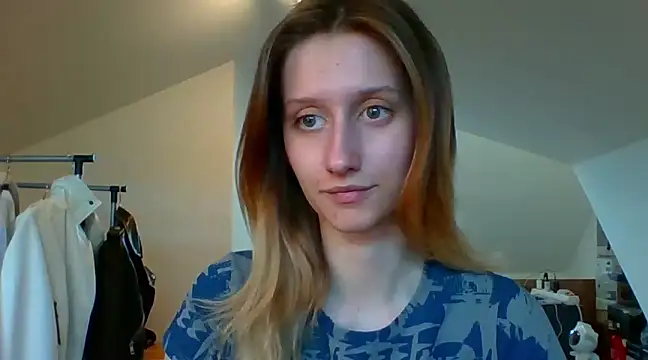 Snapshot of LUNA_delight chatting on February 12, 2:43 pm LUNA delight online show from February 12, 2:43 pm