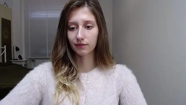 Snapshot of LUNA_delight chatting on October 15, 5:40 am LUNA delight online show from October 15, 5:40 am