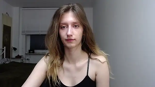 Snapshot of LUNA_delight chatting on October 24, 5:26 am LUNA delight online show from October 24, 5:26 am