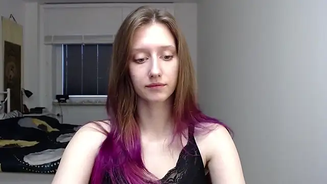 Snapshot of LUNA_delight chatting on November 3, 6:47 am LUNA delight online show from November 3, 6:47 am