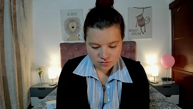 CelessteRedds online show from March 17, 11:35 am