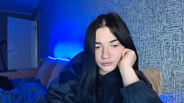 Liana diva online show from November 16, 8:20 am