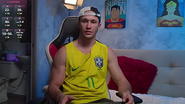 AxelFairchaild online show from January 8, 1:13 pm