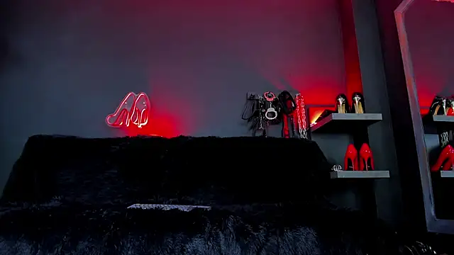 Snapshot of DelaneyStone chatting on January 13, 8:03 pm DelaneyStone online show from January 13, 8:03 pm