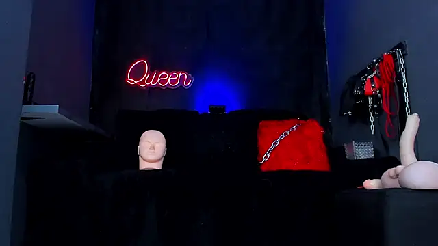 Snapshot of DelaneyStone chatting on February 2, 12:15 pm DelaneyStone online show from February 2, 12:15 pm