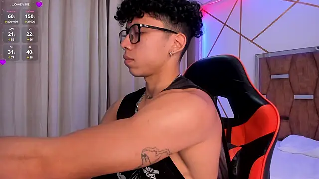 AkazaBoy  online show from January 16, 3:56 am