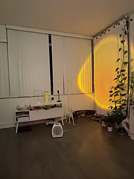 famous indian girl online show from March 2, 3:41 am