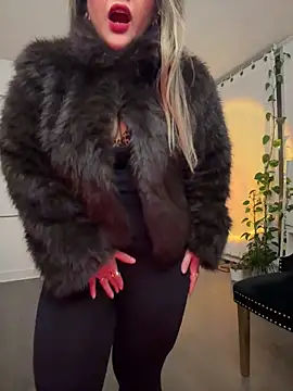 famous indian girl online show from March 22, 3:21 am