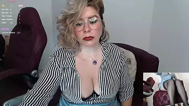 Snapshot of Serenay_ chatting on January 15, 1:34 am Serenay  online show from January 15, 1:34 am