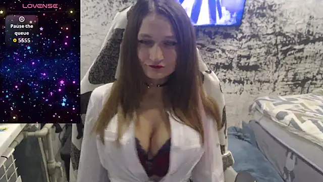 PamelaYoun online show from October 8, 5:21 pm