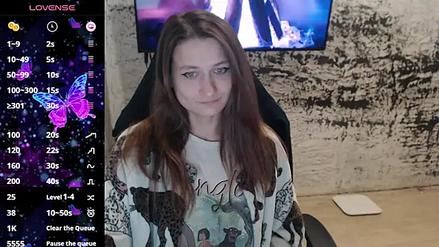 PamelaYoun online show from December 3, 2:04 pm