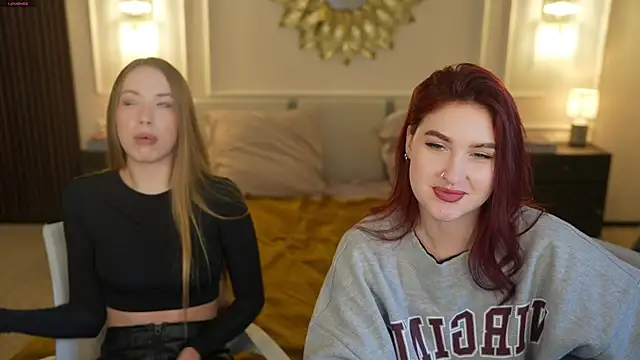 Magnetic Mia  online show from March 3, 9:00 am