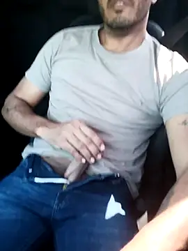 Snapshot of johnwalkerRjts chatting on November 13, 11:53 am johnwalkerRjts online show from November 13, 11:53 am