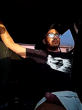 Snapshot of johnwalkerRjts chatting on February 22, 9:19 am johnwalkerRjts online show from February 22, 9:19 am