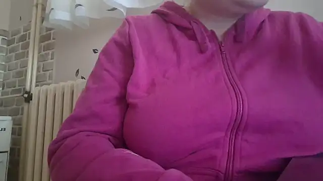 AalinnaK online show from February 27, 1:38 pm