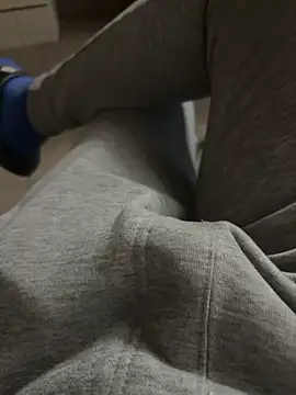 daubine46 online show from May 13, 5:32 pm