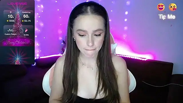 Snapshot of Emillias chatting on January 31, 1:23 pm Emillias online show from January 31, 1:23 pm