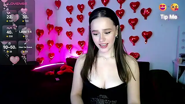 Snapshot of Emillias chatting on February 10, 2:16 pm Emillias online show from February 10, 2:16 pm