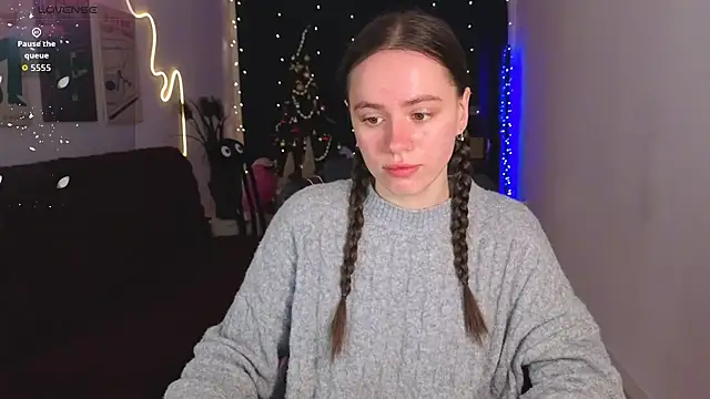 Emillias online show from January 6, 8:07 am