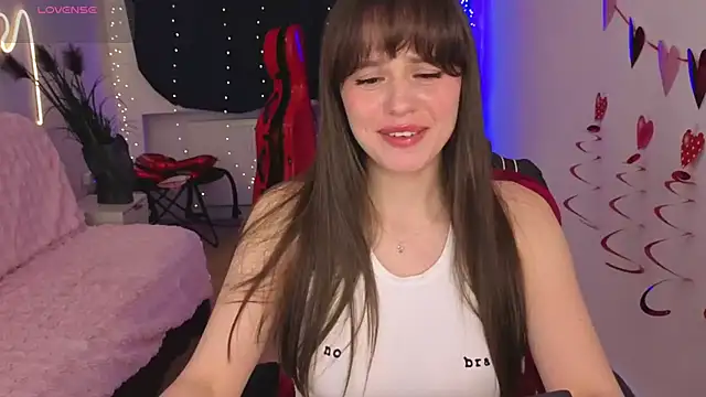 Emillias online show from February 23, 2:03 pm