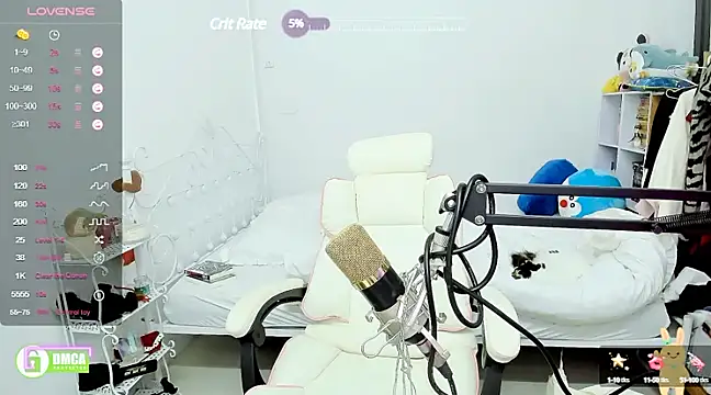 Snapshot of RassieRaph chatting on December 15, 3:20 pm RassieRaph online show from December 15, 3:20 pm