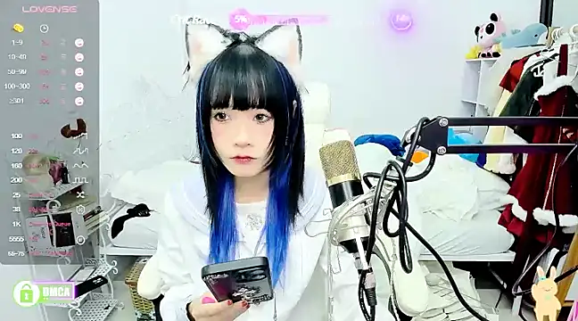 Snapshot of RassieRaph chatting on December 26, 11:03 pm RassieRaph online show from December 26, 11:03 pm