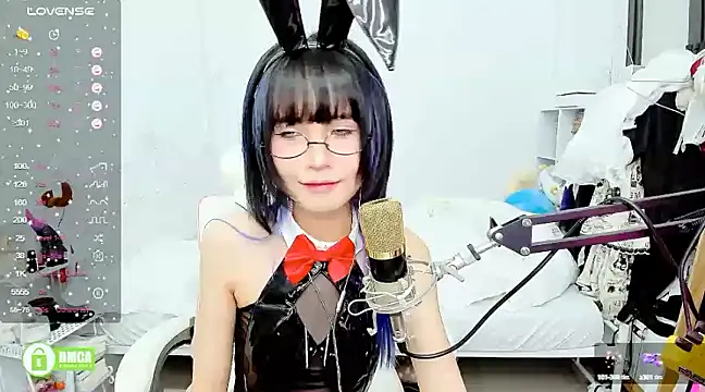 Snapshot of RassieRaph chatting on February 14, 8:05 pm RassieRaph online show from February 14, 8:05 pm