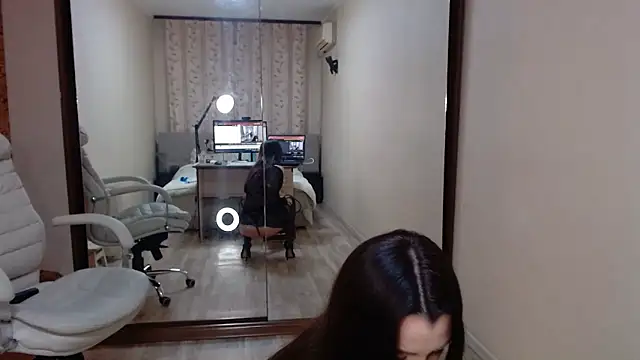 Snapshot of VitaminPorn chatting on November 3, 8:21 pm VitaminPorn online show from November 3, 8:21 pm