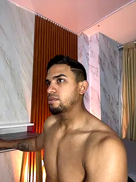 Snapshot of floriamANDjazmin chatting on September 25, 3:21 am floriamANDjazmin online show from September 25, 3:21 am