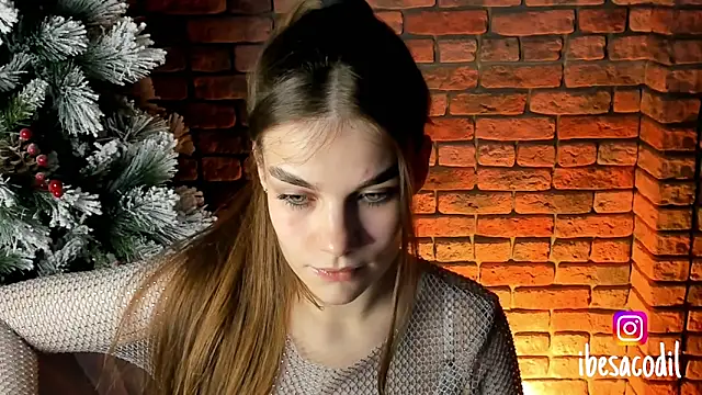 adriana allien online show from December 27, 9:54 pm