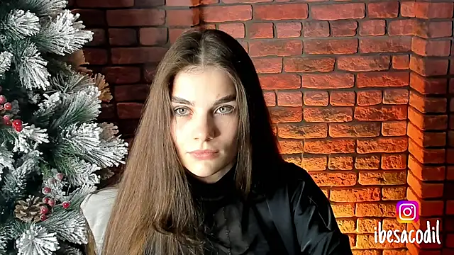 adriana allien online show from December 28, 10:13 pm