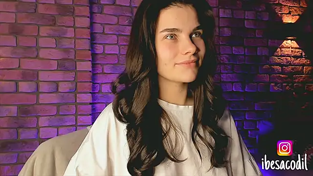 adriana allien online show from January 19, 10:17 pm